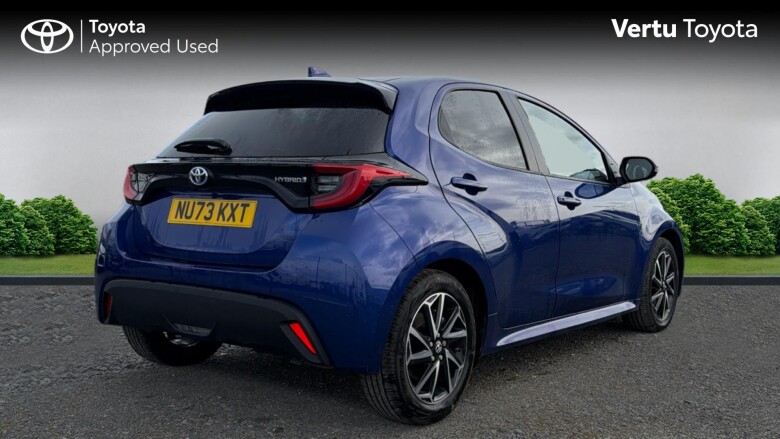 Toyota Yaris 1.5 Hybrid Design 5dr CVT Hybrid Hatchback